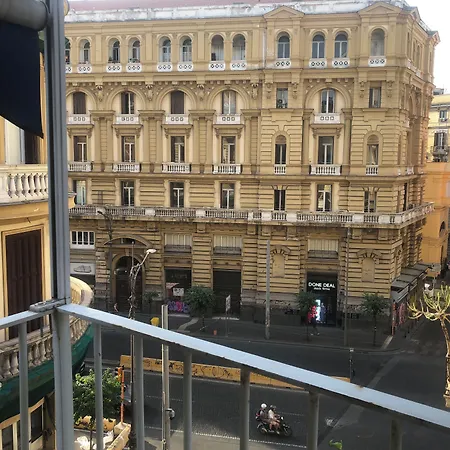 B&B Quattro Palazzi Napoli Centro-2